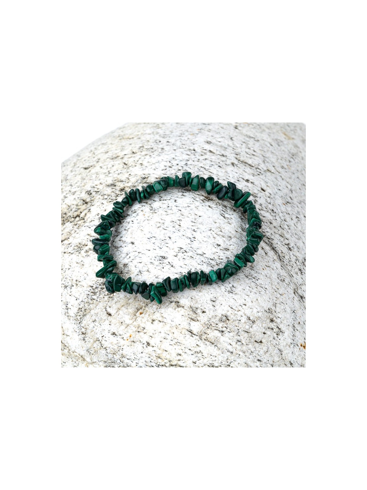 Bracelet in malachite: power, protection and abundance