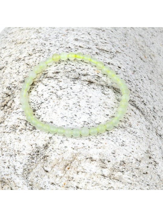 Jade: unique and precious jewels for the modern woman