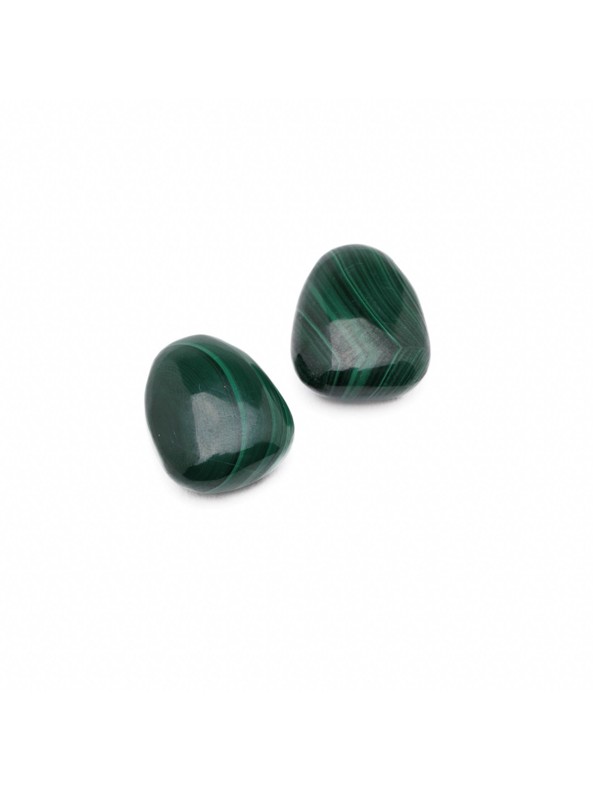 Malachite pendants: power, protection and abundance