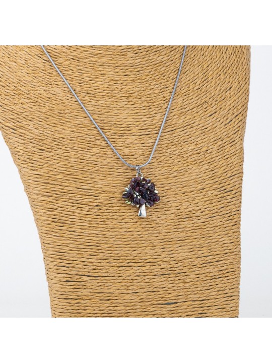 Discover our products in Almandino garnet