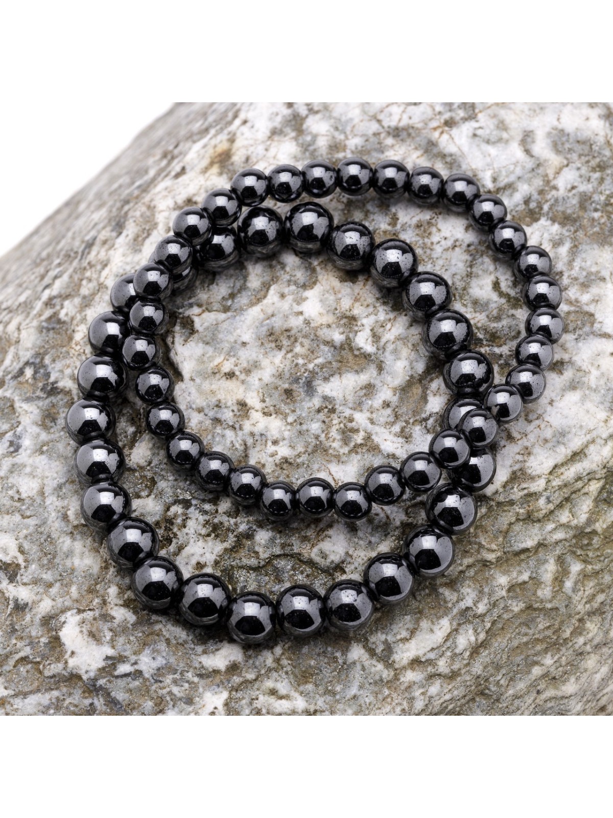 Scopri i nostri bracciali in pietra ematite