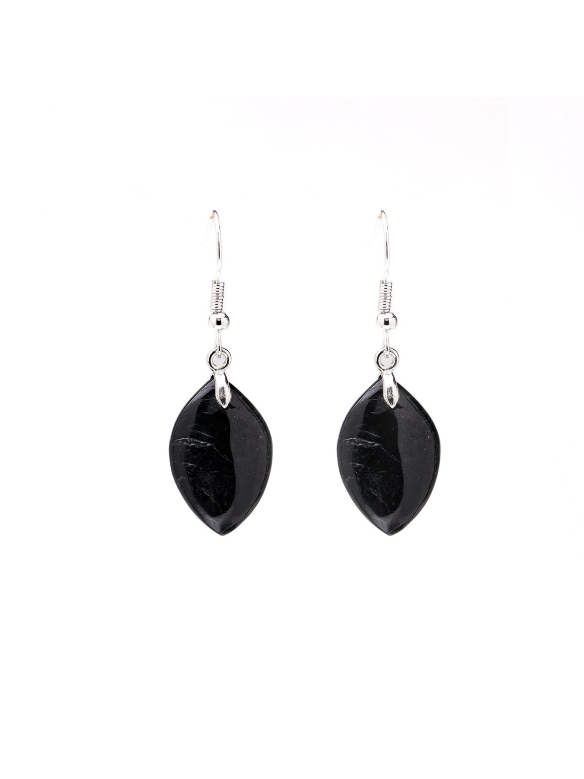 Earrings in black tourmaline