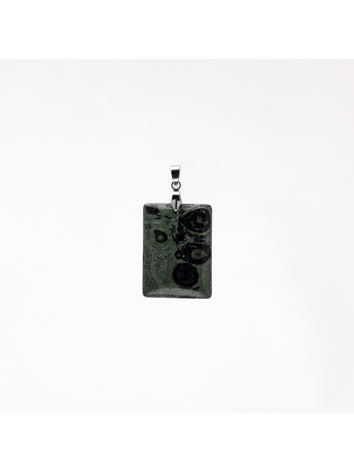 Discover our Kambamba dialasper pendants