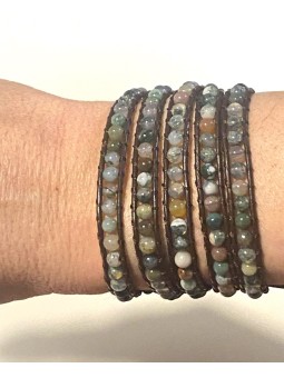 Discover our agate bracelets