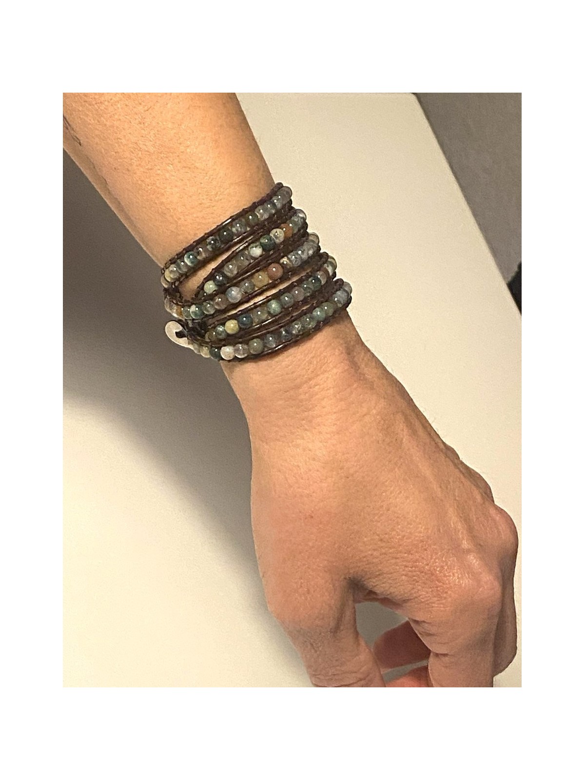 Discover our agate bracelets