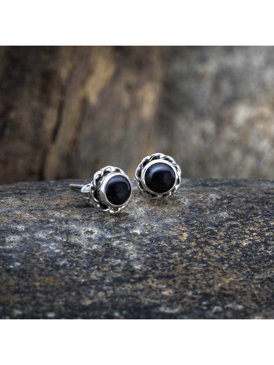 Discover our black onyx earrings