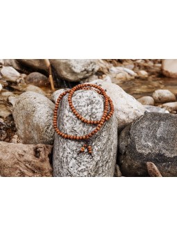Japa Mala in wood and carnelian