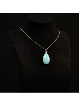Discover our Indian opal pendants