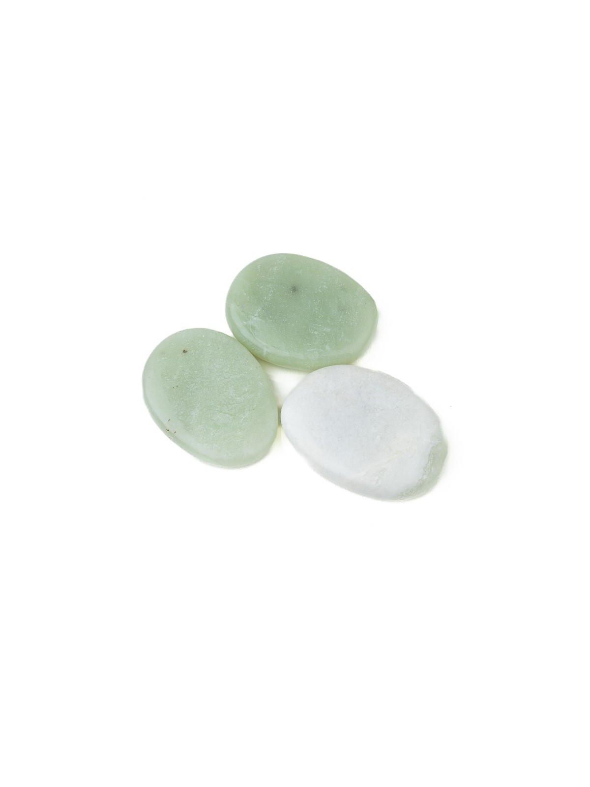 Jade: unique and precious jewels for the modern woman