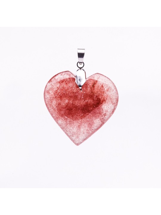 Découvrez nos pendentifs de quartz à la fraise