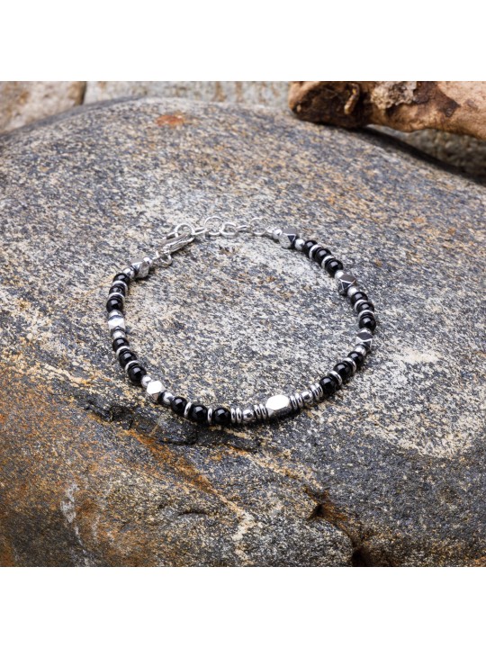 Discover our black obsidian bracelets