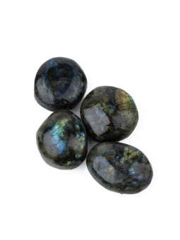 Labradorite: une pierre précieuse des reflets irisés