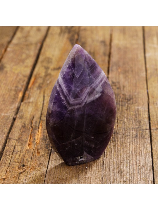 Amethyst: property, meaning and uses