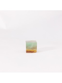 Discover our rainbow fluorits