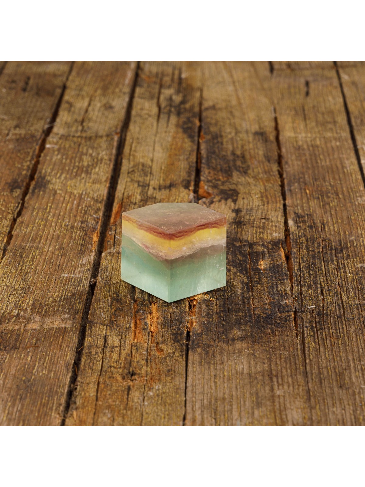 Discover our rainbow fluorits