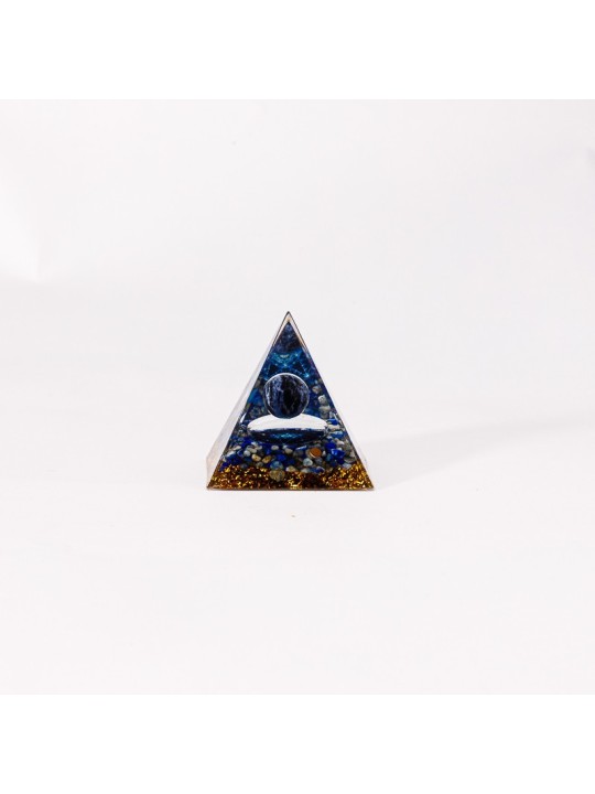 Pyramid organize with lapis lazuli