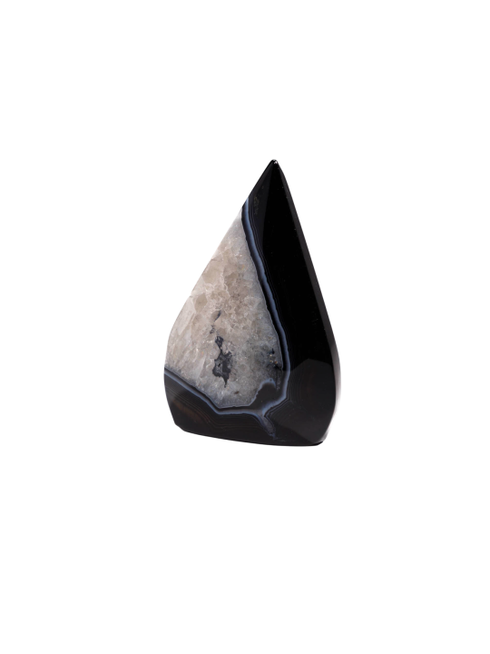 Discover the agate towers