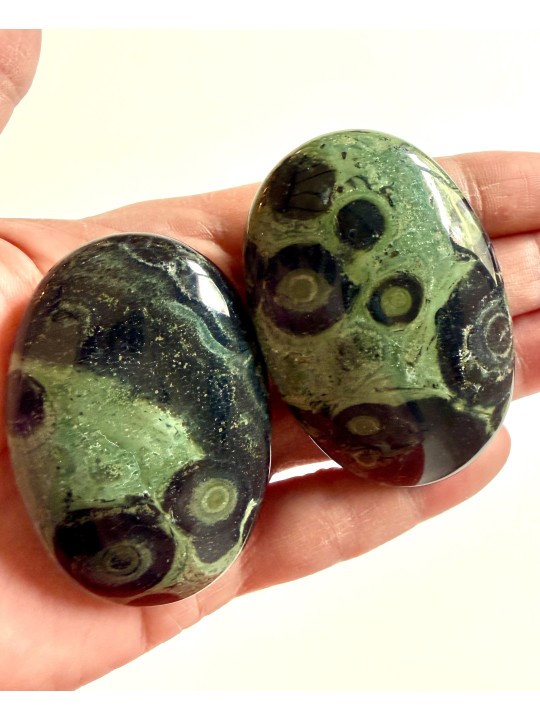 Diaspro Kambamba burattato palmstone