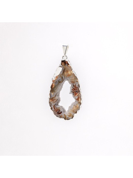 Discover our I pendants in the musky agate