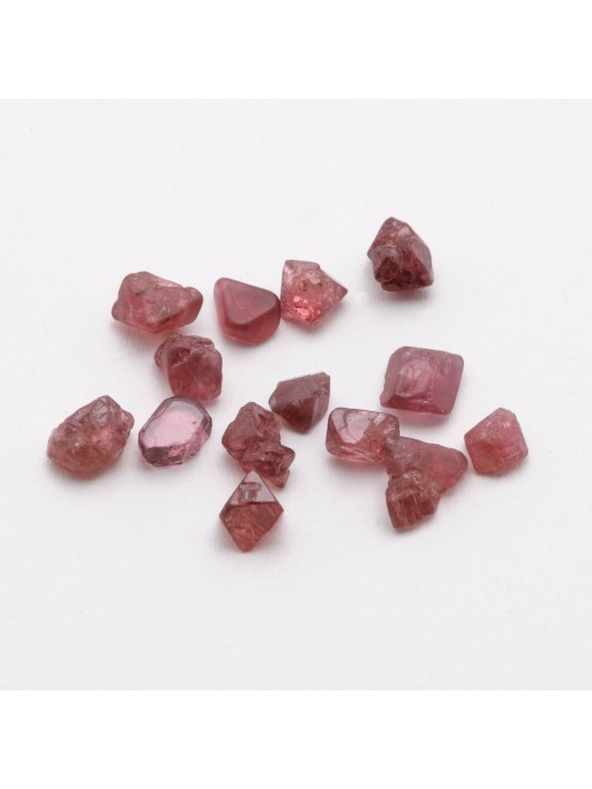 Discover the red spinel Discover the red spinel