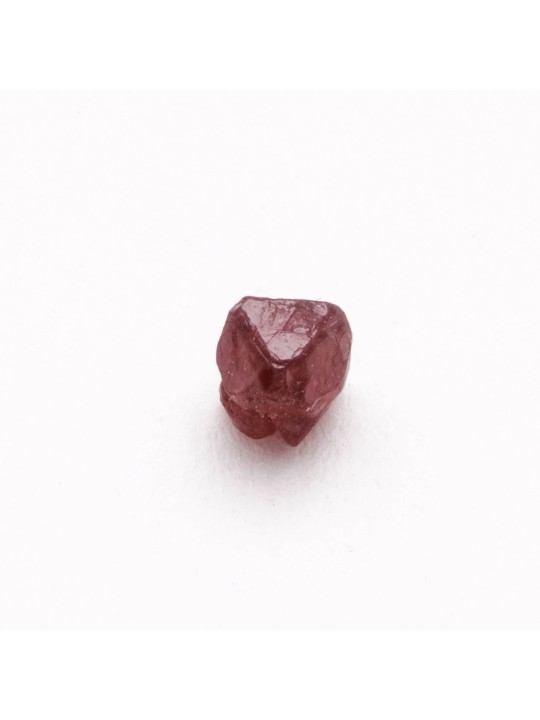 Discover the red spinel Discover the red spinel