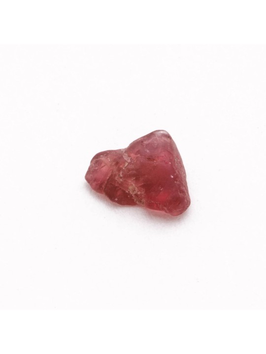 Discover the red spinel Discover the red spinel